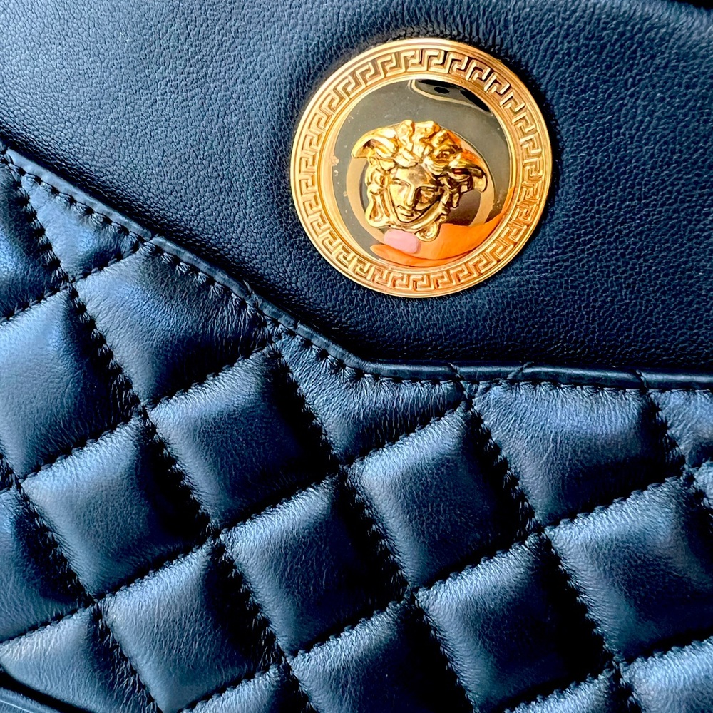 Authentic New Versace Medium Camera Bag Quilted L… - image 3